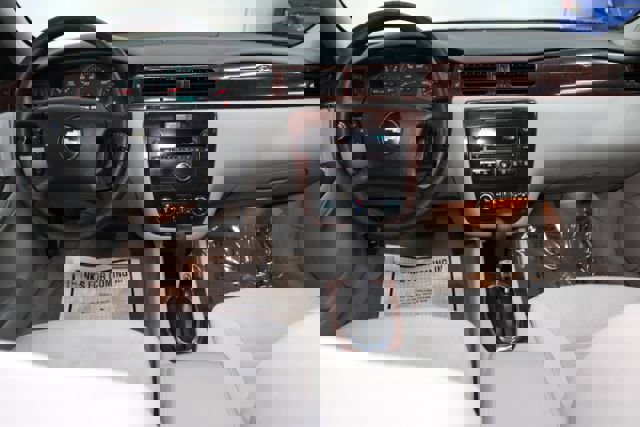 Used 2010 Chevrolet Impala LS image 2