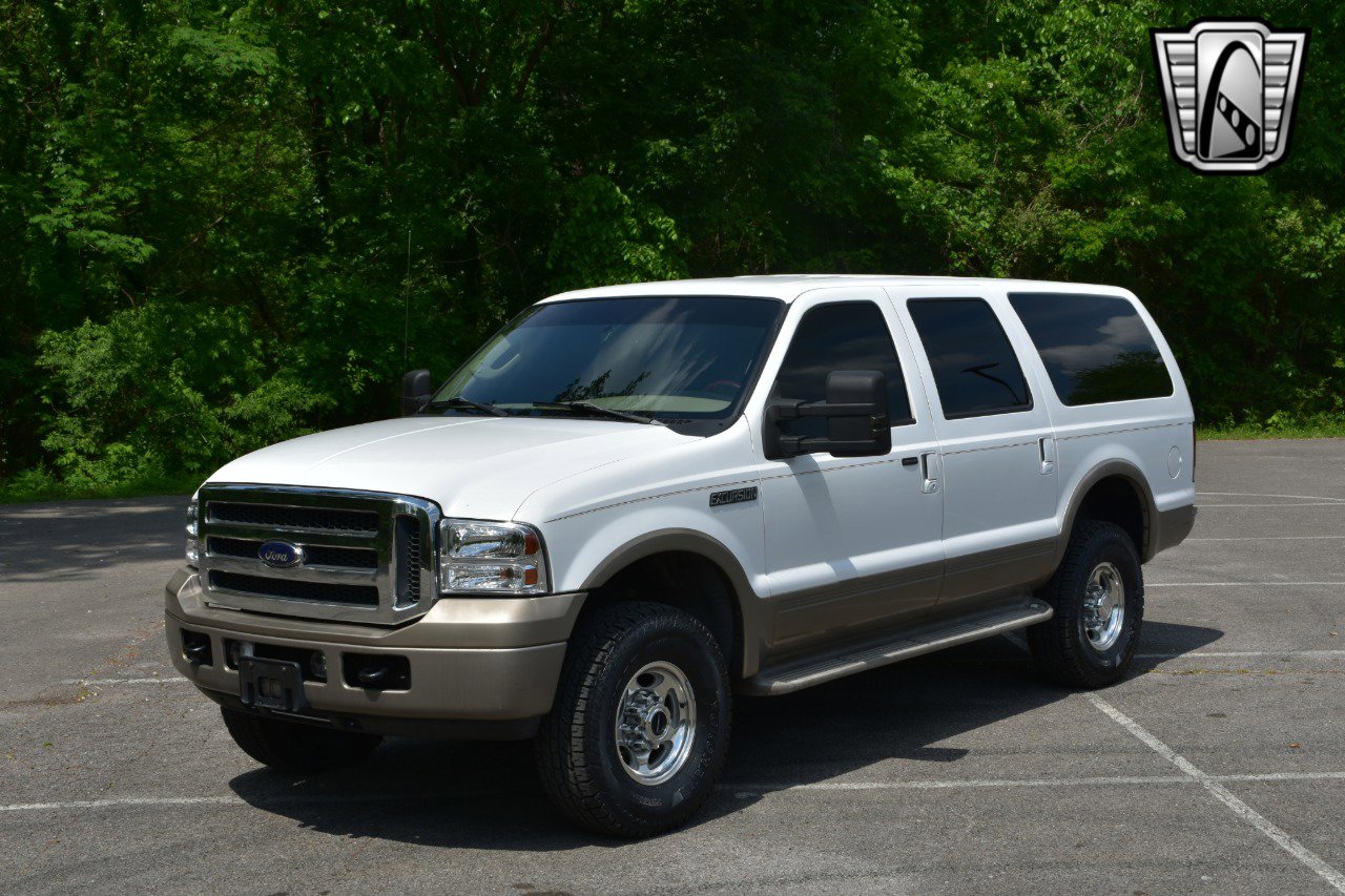 Used 2005 Ford Excursion Eddie Bauer image 22