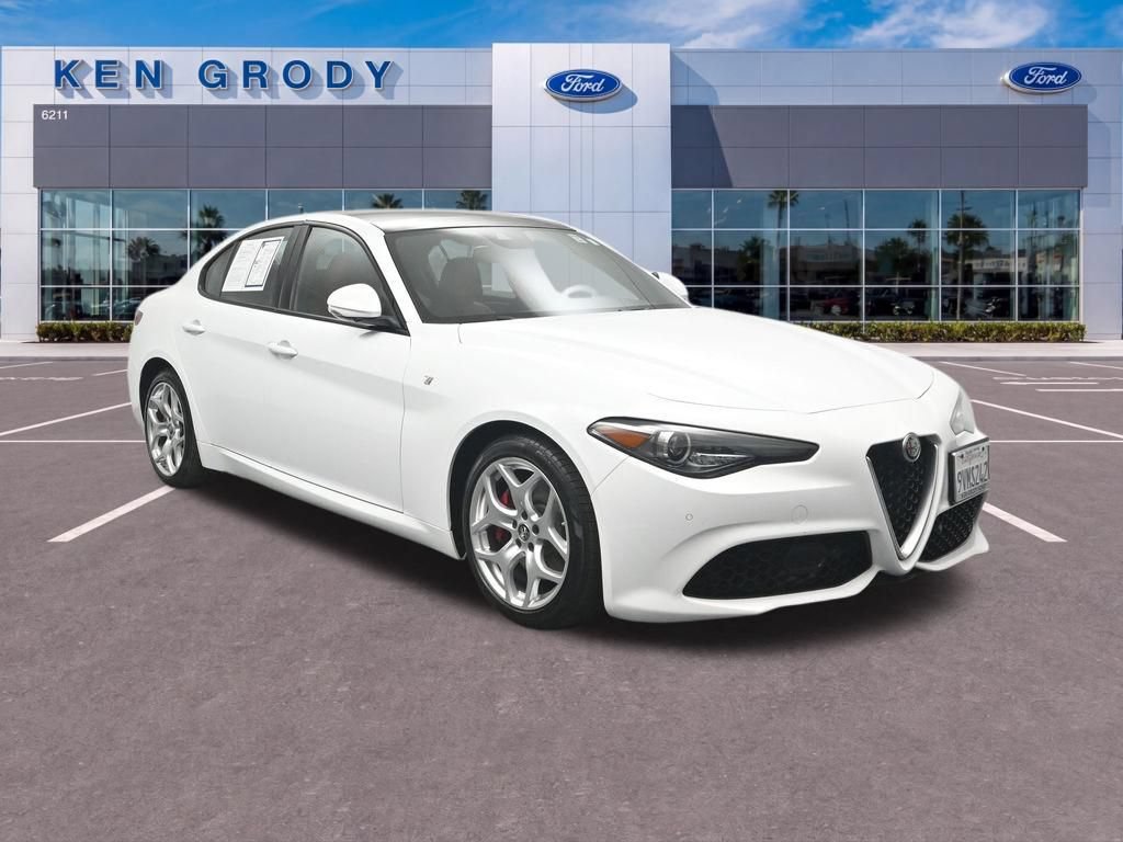Used 2022 Alfa Romeo Giulia Ti RWD 360° Tour