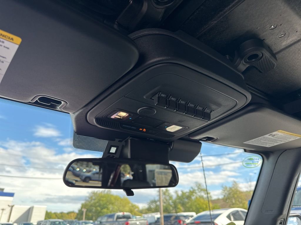 New 2025 Ford Bronco Big Bend w/ Black Diamond Package image 21