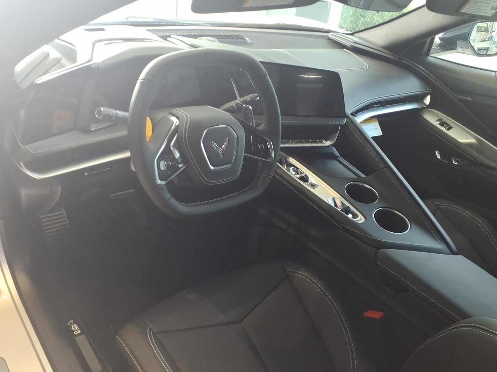 New 2026 Chevrolet Corvette Stingray Coupe w/ Z51 Performance Package RWD image 3