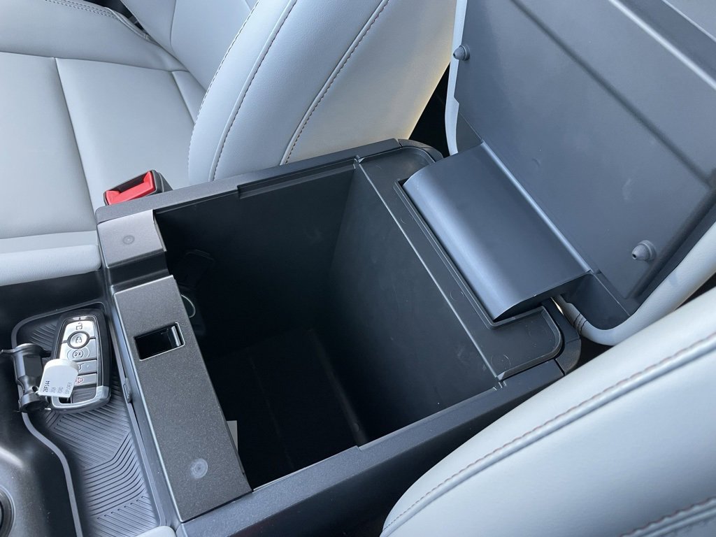 New 2026 Ford Explorer Active image 53