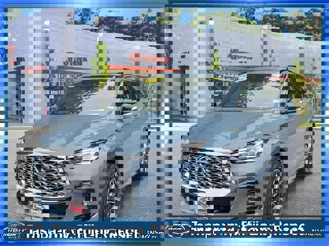 Used 2025 INFINITI QX55 Luxe w/ Cargo Package image 4