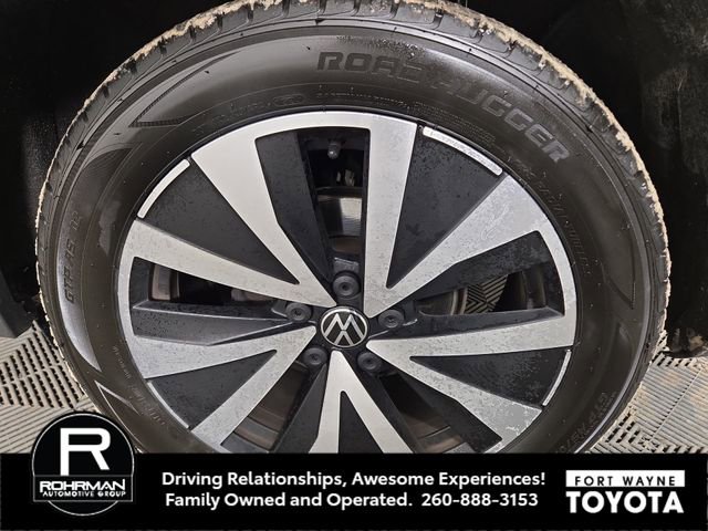 Used 2022 Volkswagen Taos SE image 11