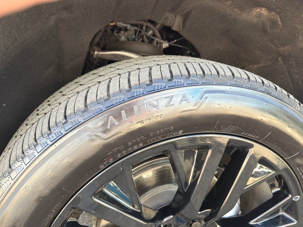 Used 2025 Chevrolet Tahoe Premier image 27