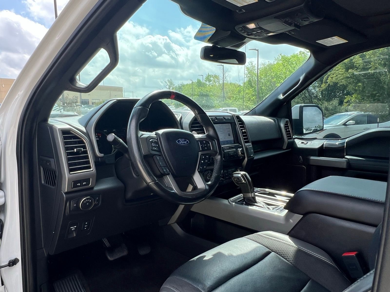Used 2020 Ford F150 Raptor w/ Equipment Group 802A Luxury AWD/4WD image 21