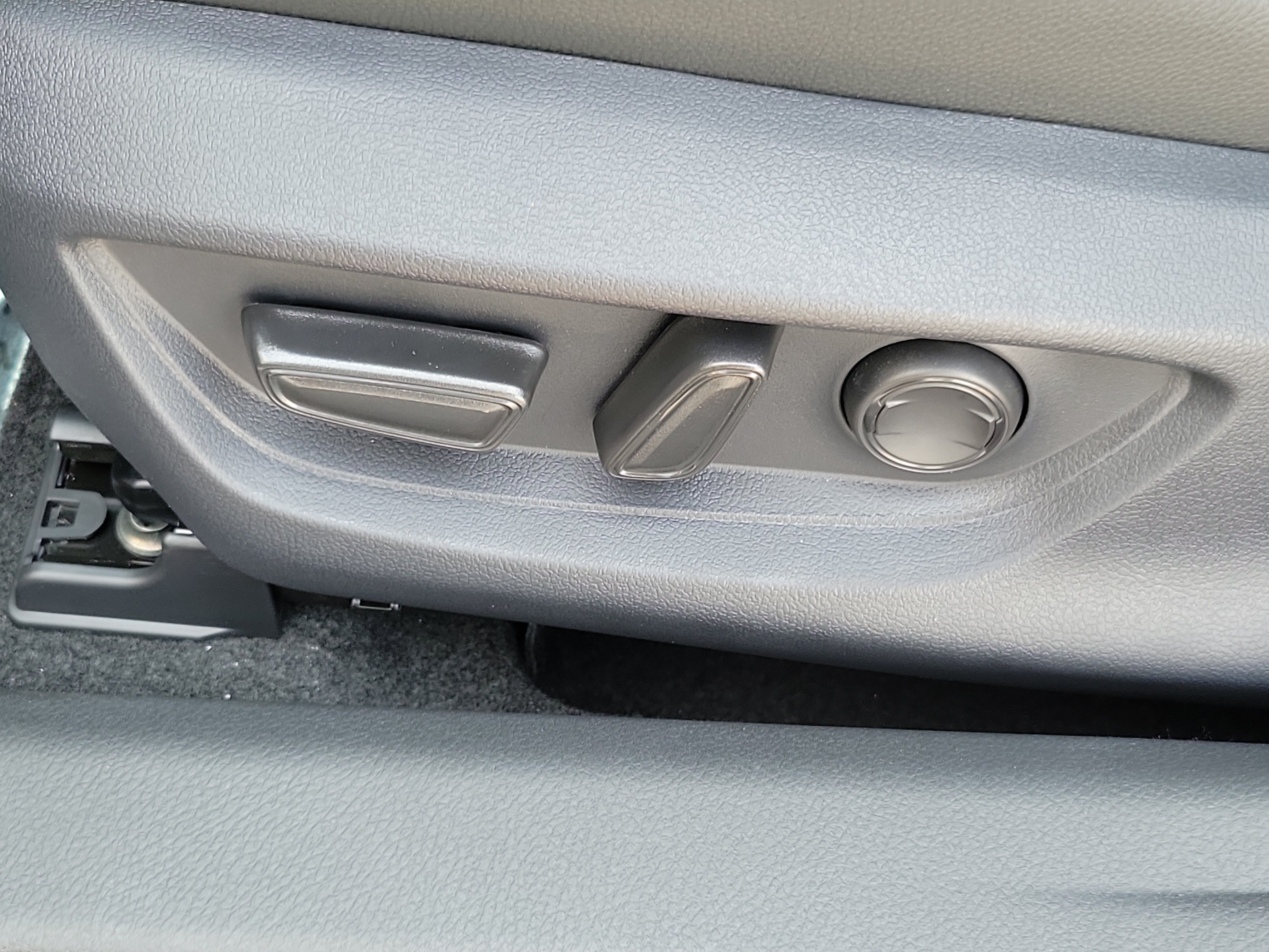 New 2026 Toyota Camry SE AWD/4WD image 21