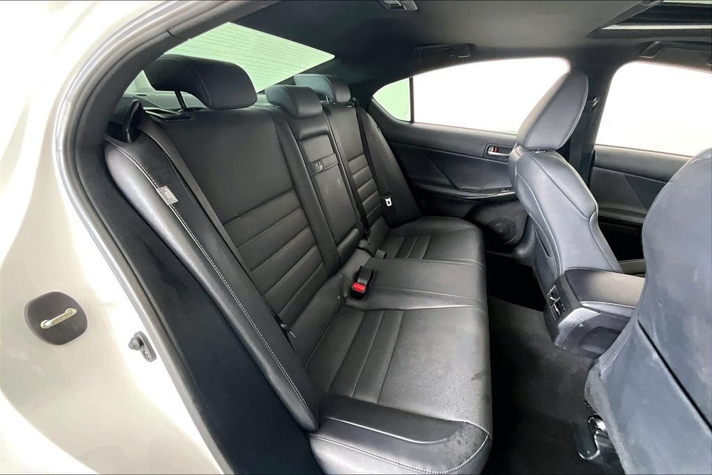 Used 2025 Lexus IS 500 w/ Accessory Package RWD image 35