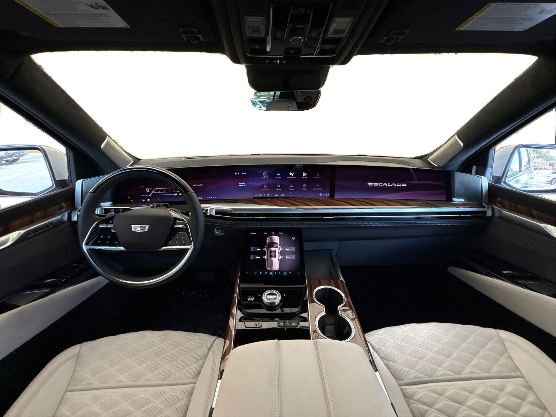 New 2026 Cadillac Escalade ESV Platinum Sport w/ LPO, ONYX Package image 24