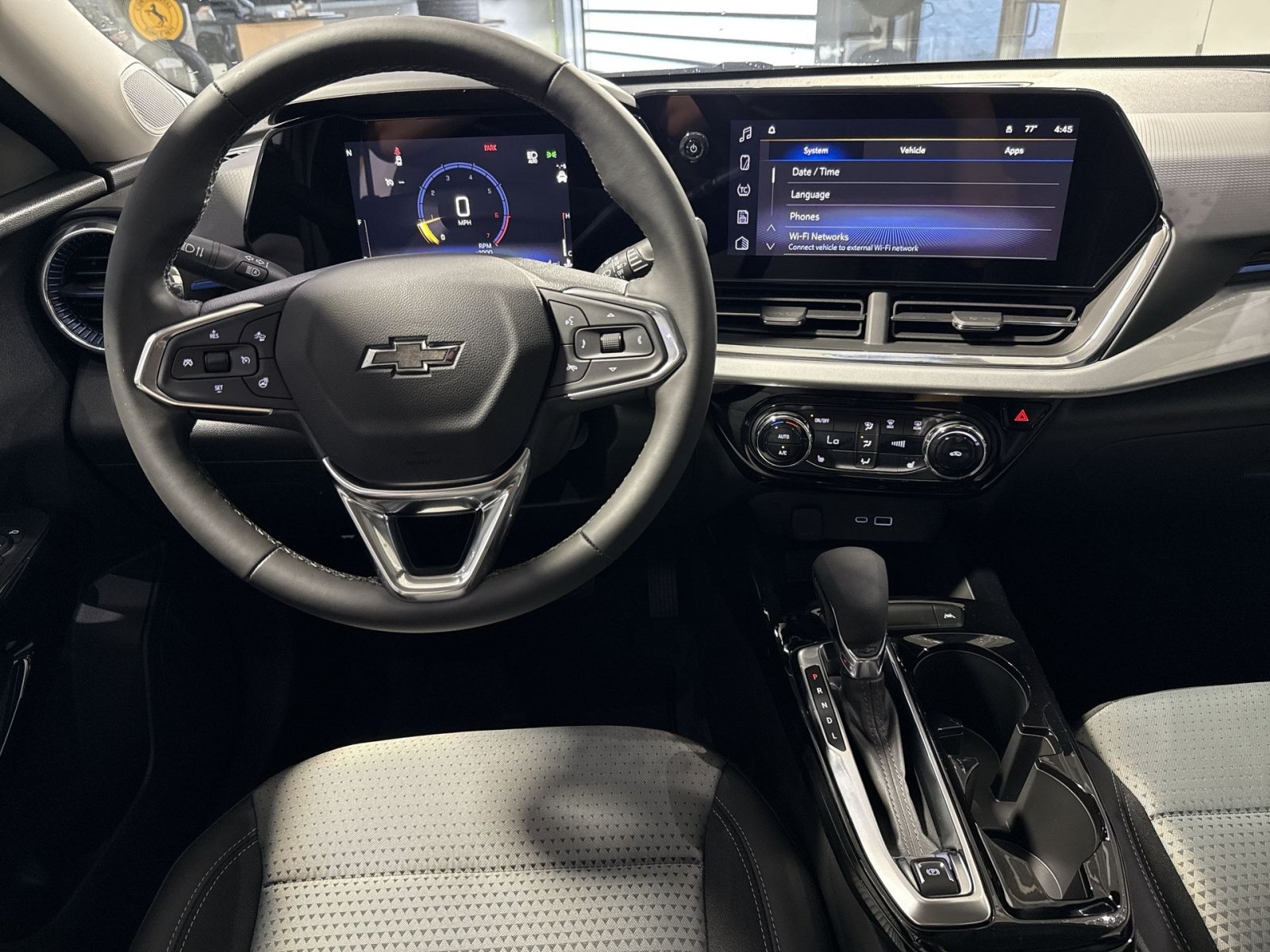 New 2026 Chevrolet Trax LT w/ Midnight Edition FWD image 24