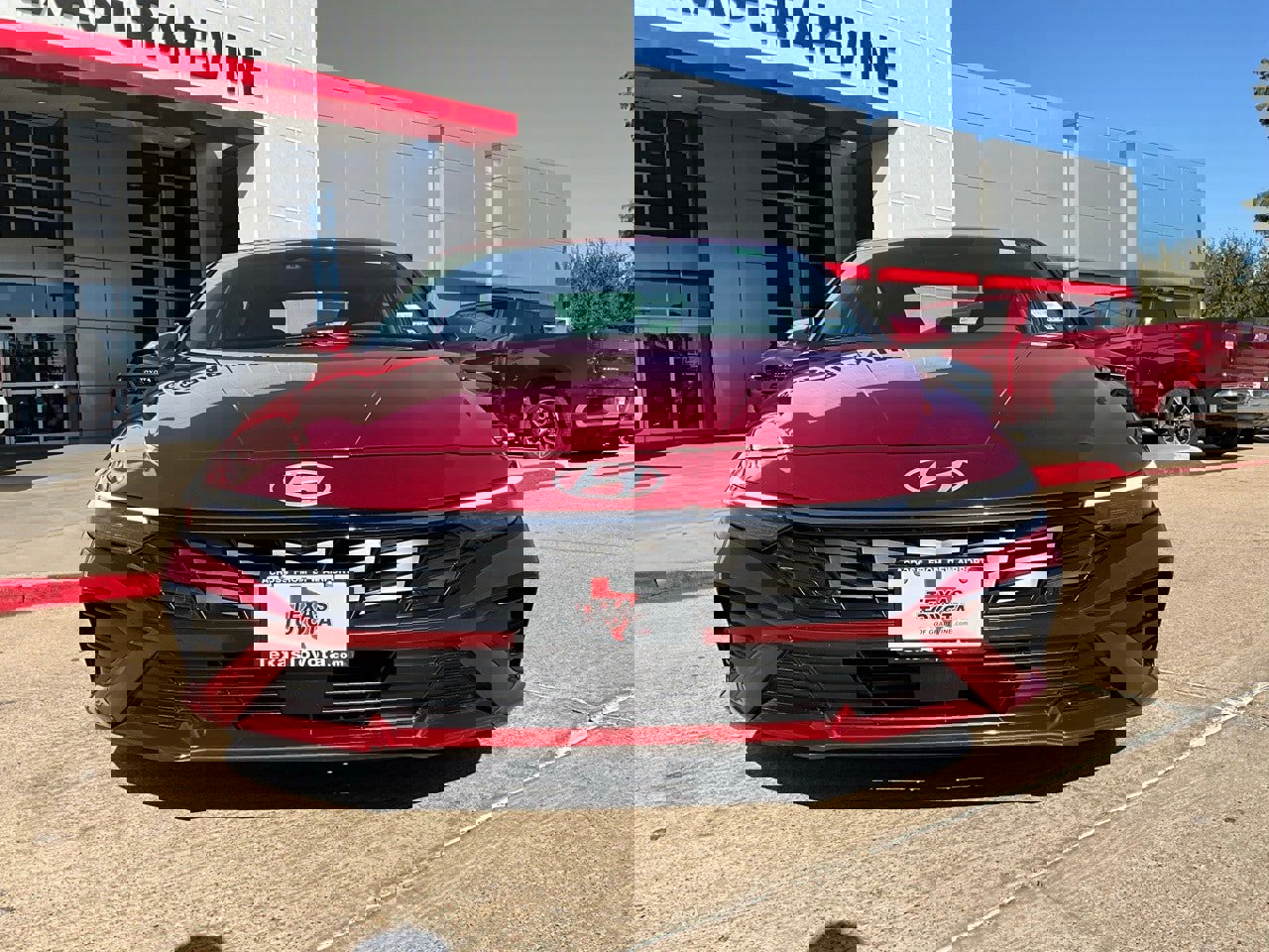 Used 2025 Hyundai Elantra SEL image 4