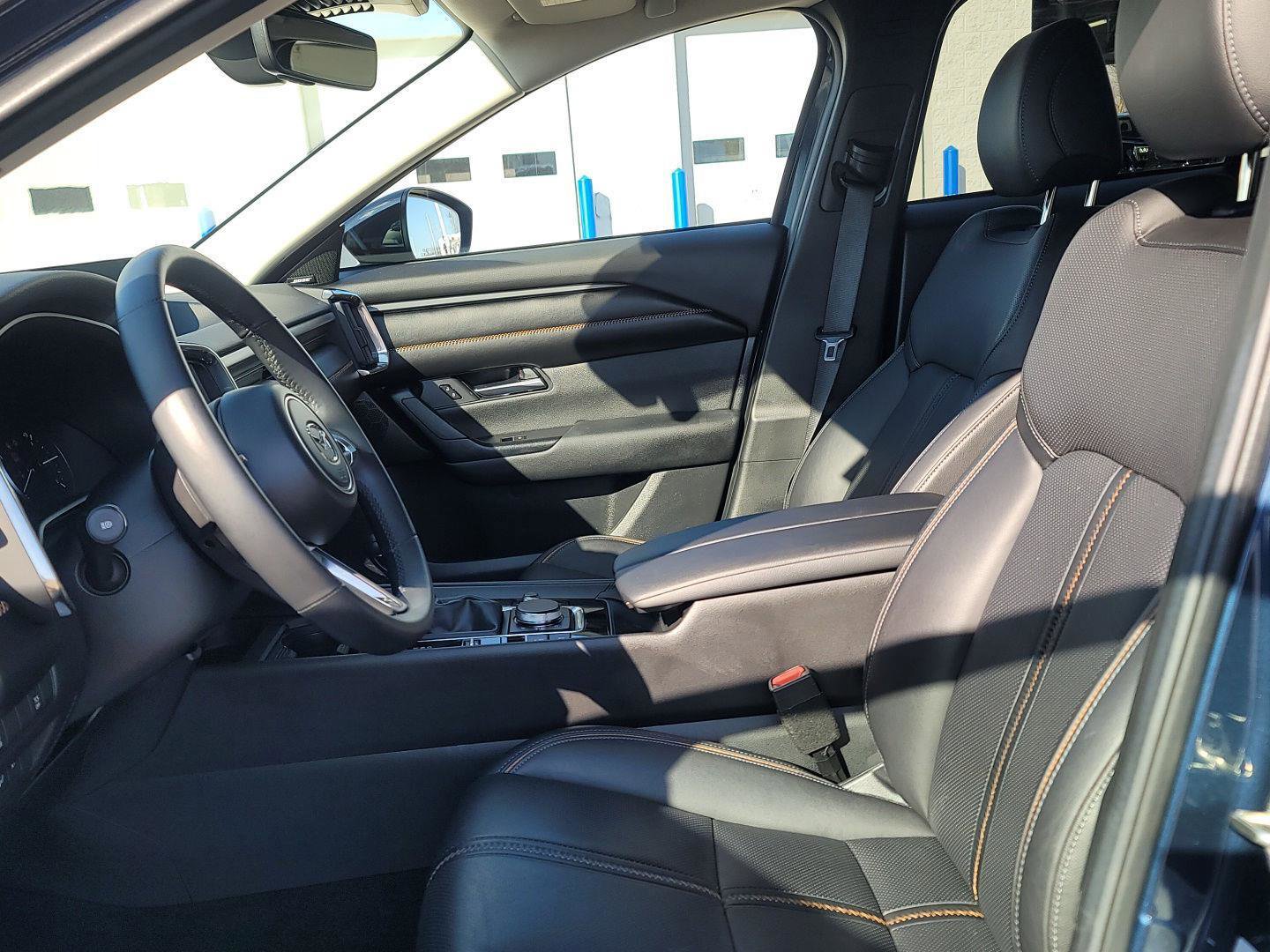 Used 2025 MAZDA CX-50 AWD 2.5 S w/ Premium Plus Pkg image 15