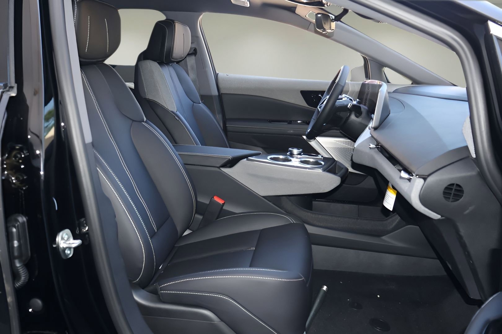 New 2026 Cadillac Optiq Luxury 1 RWD image 17