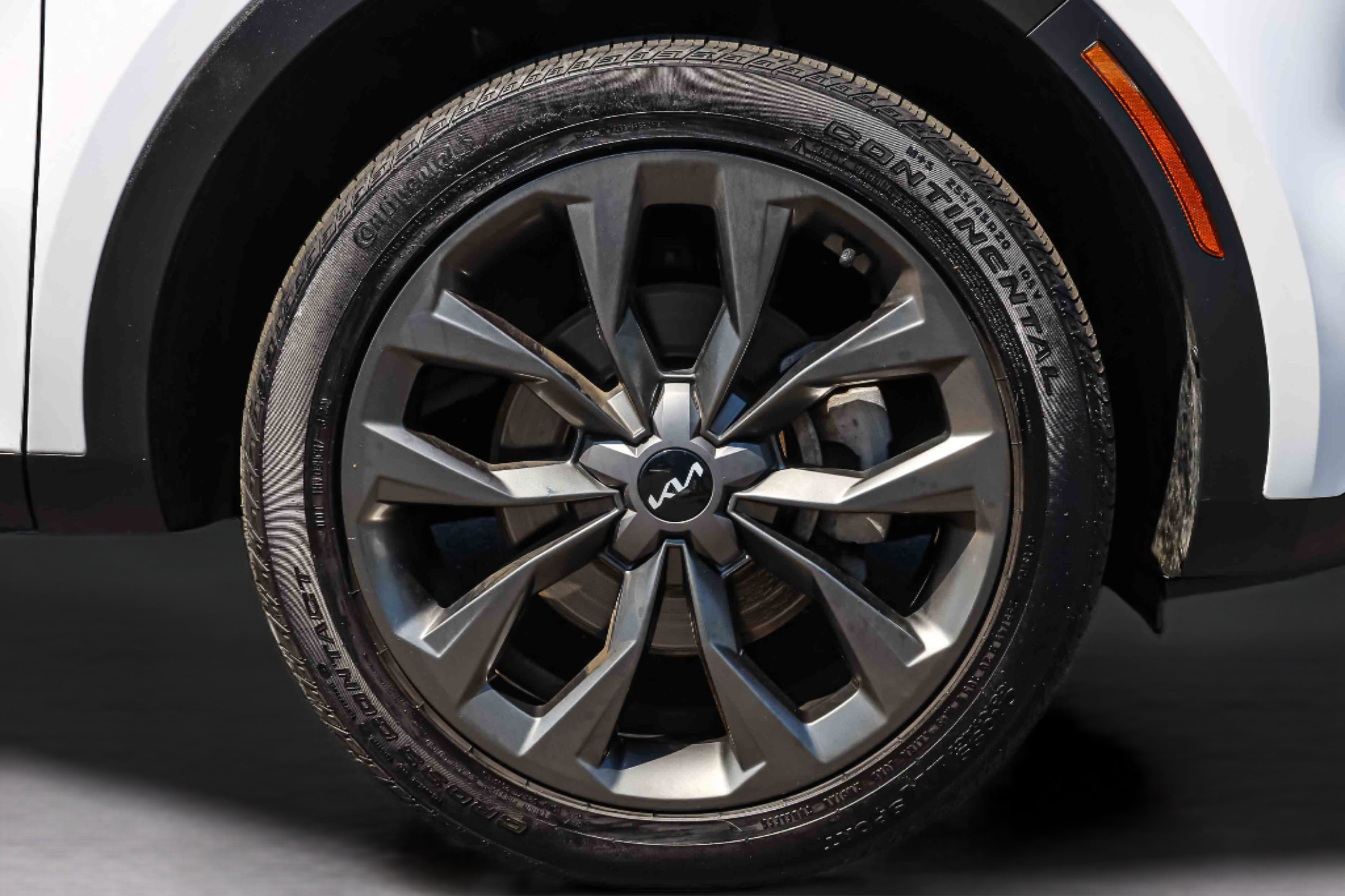 Certified 2023 Kia Sorento X-Line EX AWD/4WD image 19