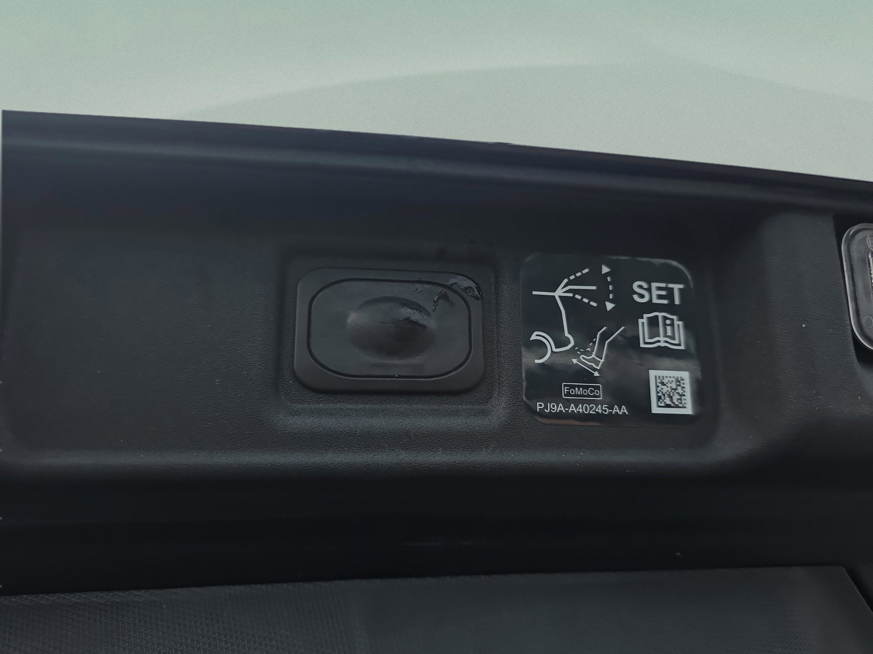 Used 2024 Ford Mustang Mach-E Premium AWD/4WD image 6