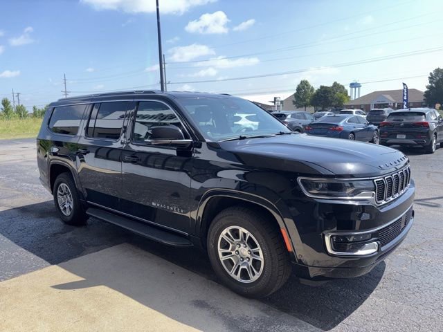 Used 2024 Jeep Wagoneer L Base image 6