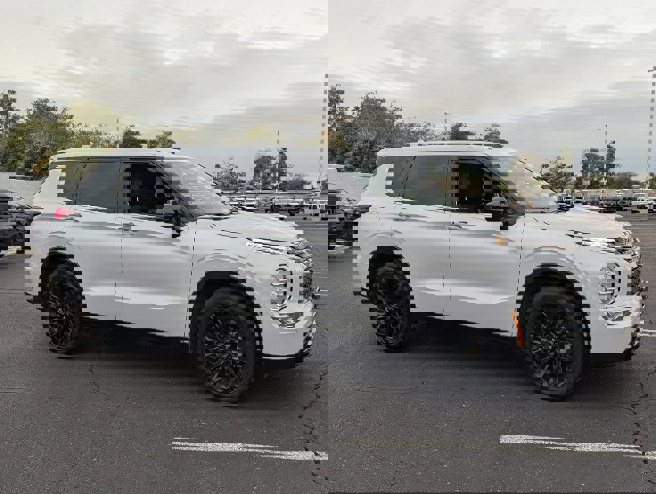 Used 2023 Mitsubishi Outlander SE Black Edition image 8