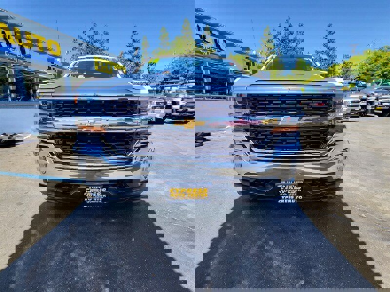 Used 2018 Chevrolet Silverado 1500 LT w/ All Star Edition image 7