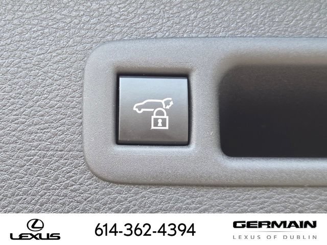 Used 2025 Toyota Sienna XSE w/ XSE Plus Package AWD/4WD image 26