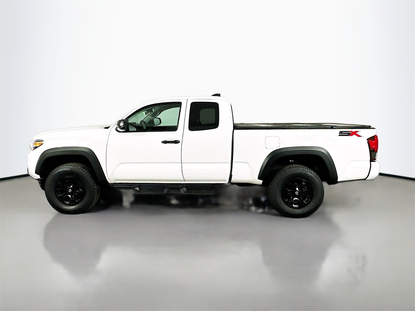 Certified 2022 Toyota Tacoma SR image 4