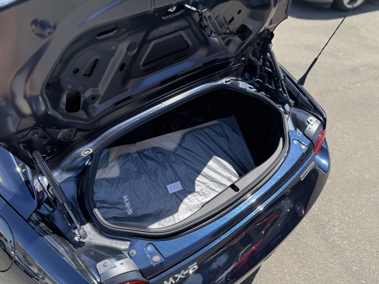 Used 2025 MAZDA MX-5 Miata RF Club w/ Weather Package image 25