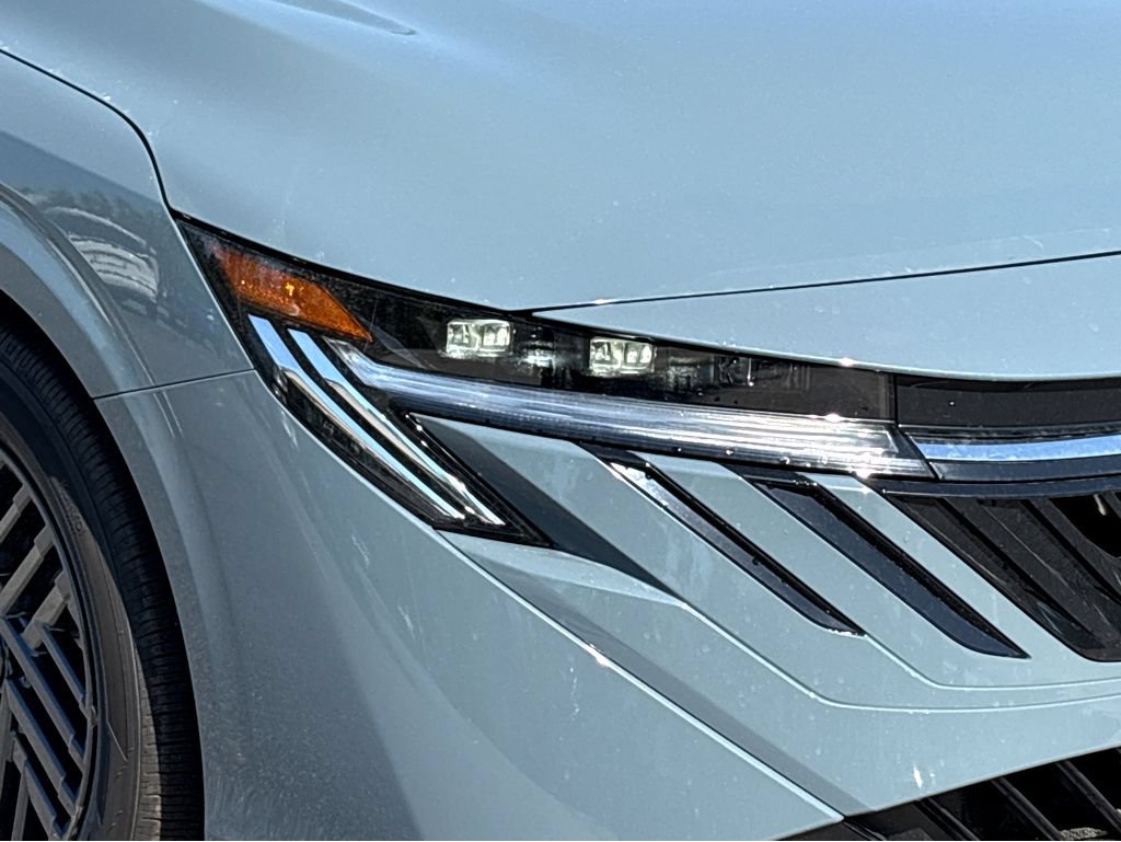 New 2026 Nissan Sentra SV w/ SV Convenience Package FWD image 23