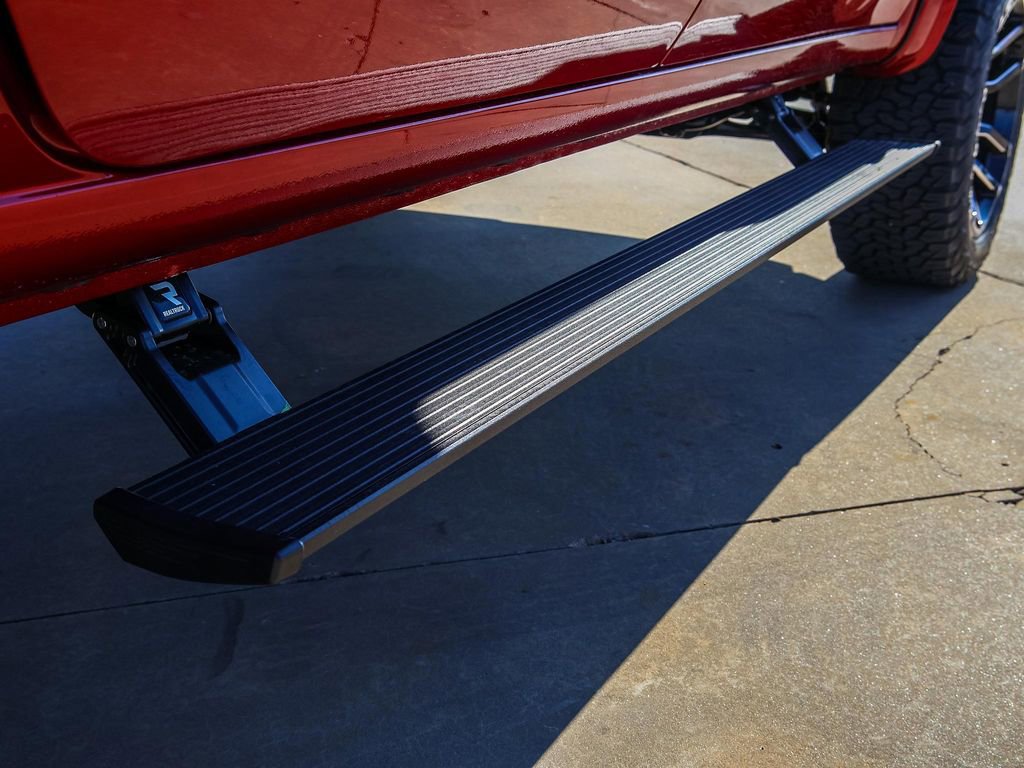 New 2025 GMC Sierra 1500 AT4 w/ AT4 Premium Package AWD/4WD image 16