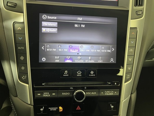 Used 2020 INFINITI Q50 Luxe w/ Essential Package (3.0T Luxe) image 16