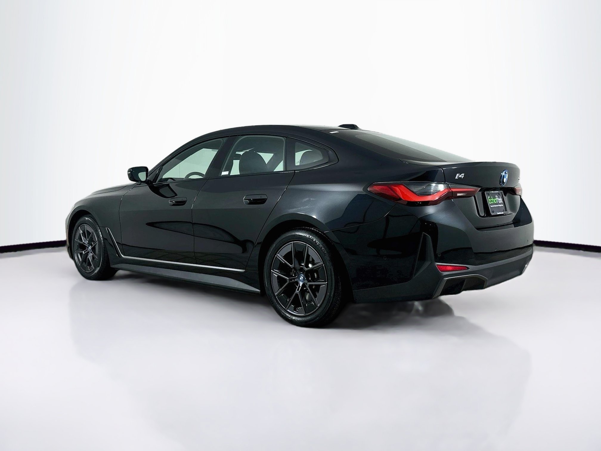Used 2023 BMW i4 eDrive35 w/ Premium Package RWD image 5
