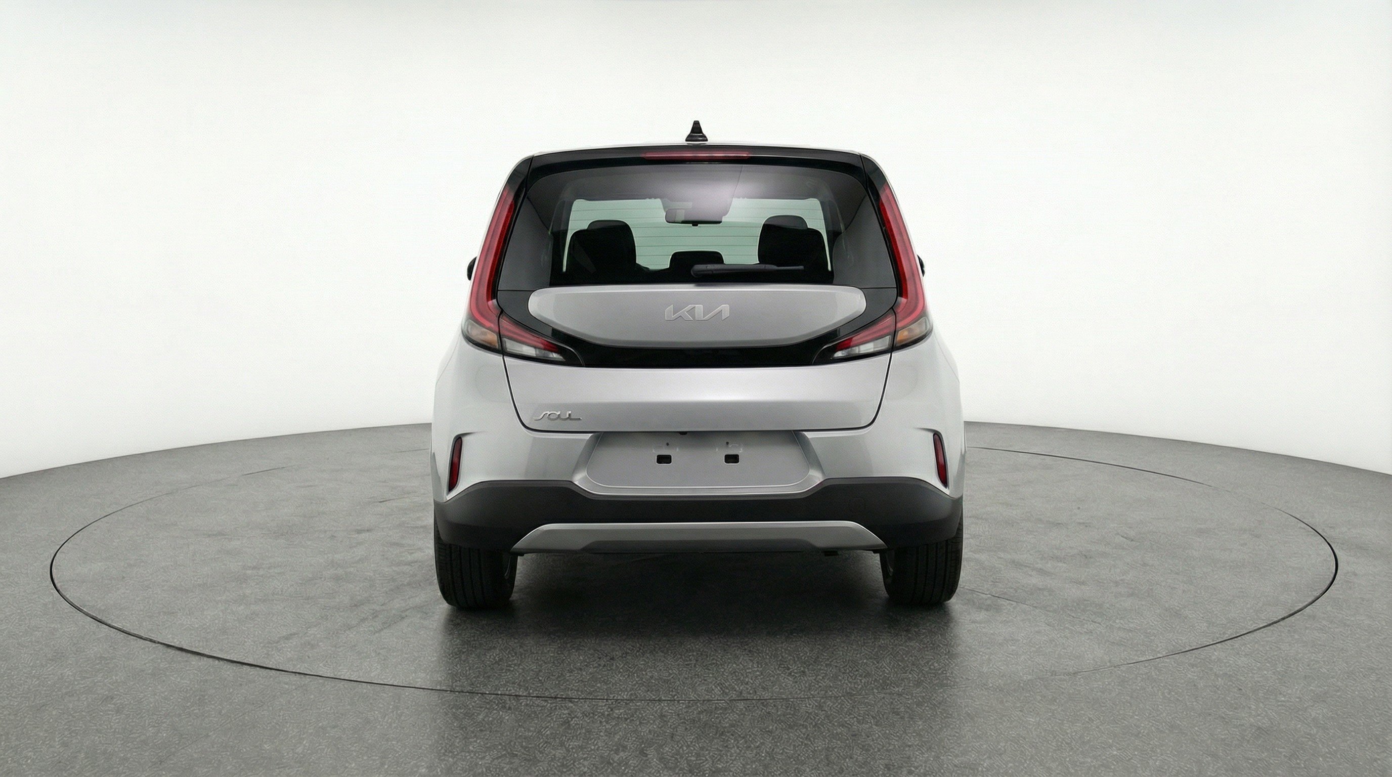 Used 2025 Kia Soul LX w/ LX Technology Package FWD image 7