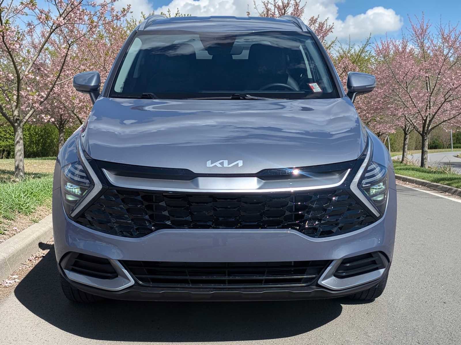 Used 2025 Kia Sportage EX image 9
