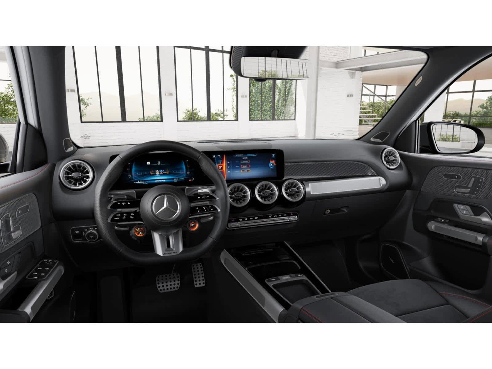 Used 2026 Mercedes-Benz GLB 35 AMG 4MATIC image 2