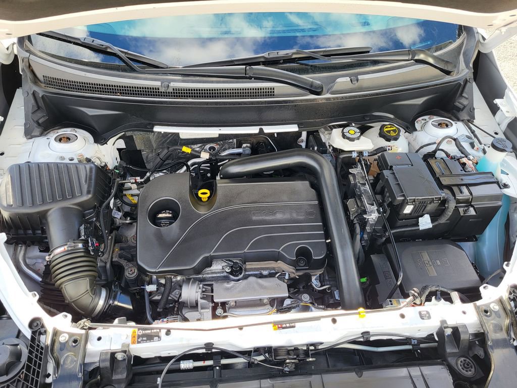 Used 2024 GMC Terrain SLE image 20