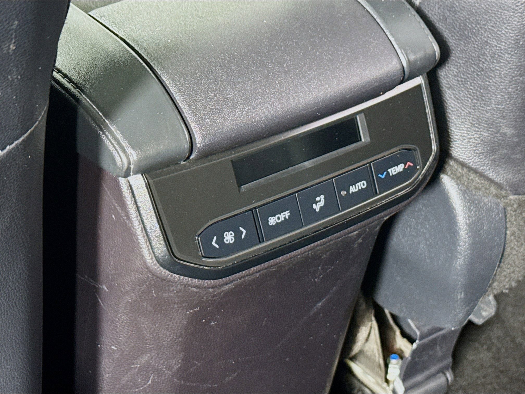 Certified 2024 Toyota Highlander Limited image 21