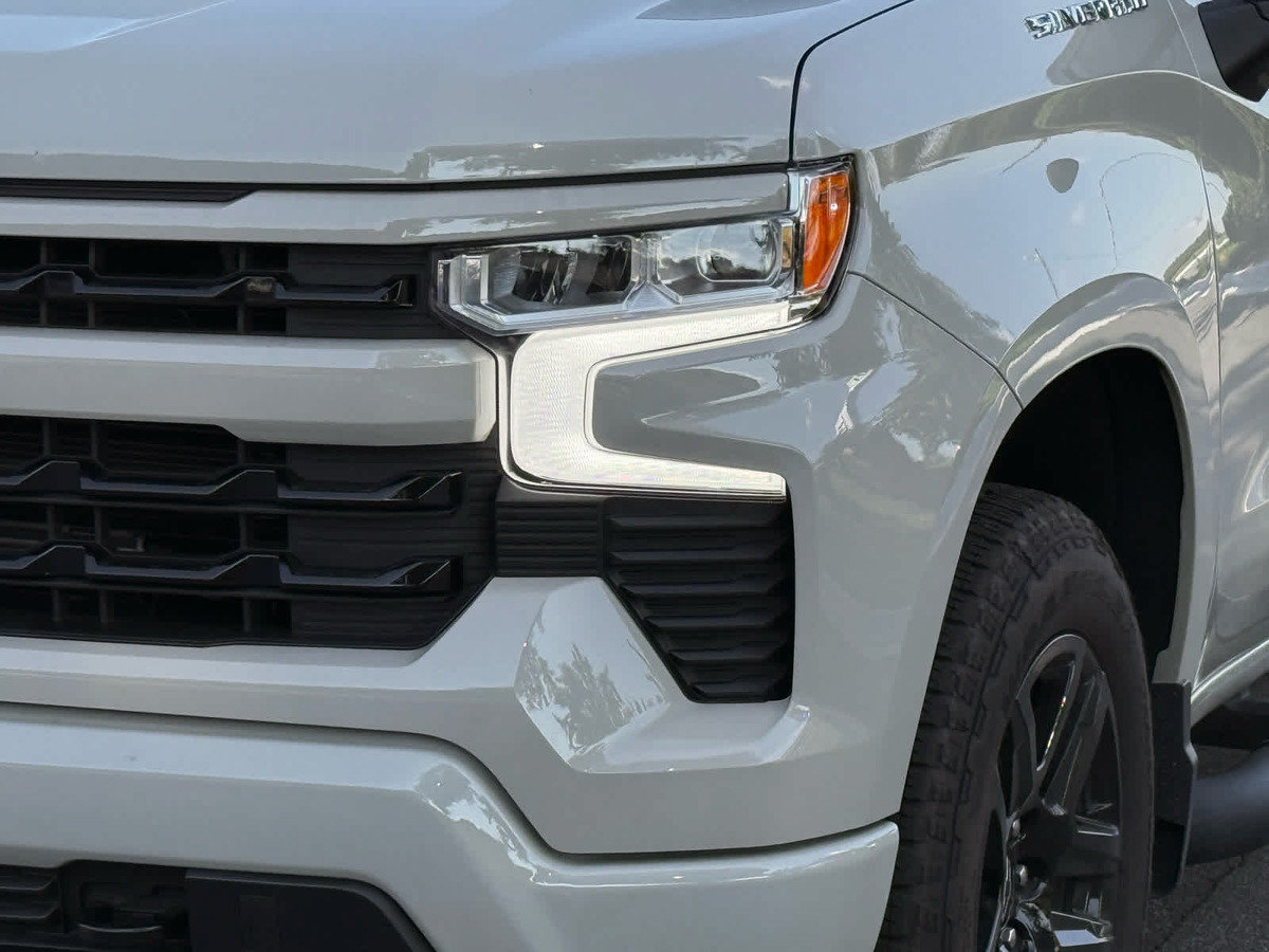 Used 2026 Chevrolet Silverado 1500 RST w/ RST Select Package AWD/4WD image 8
