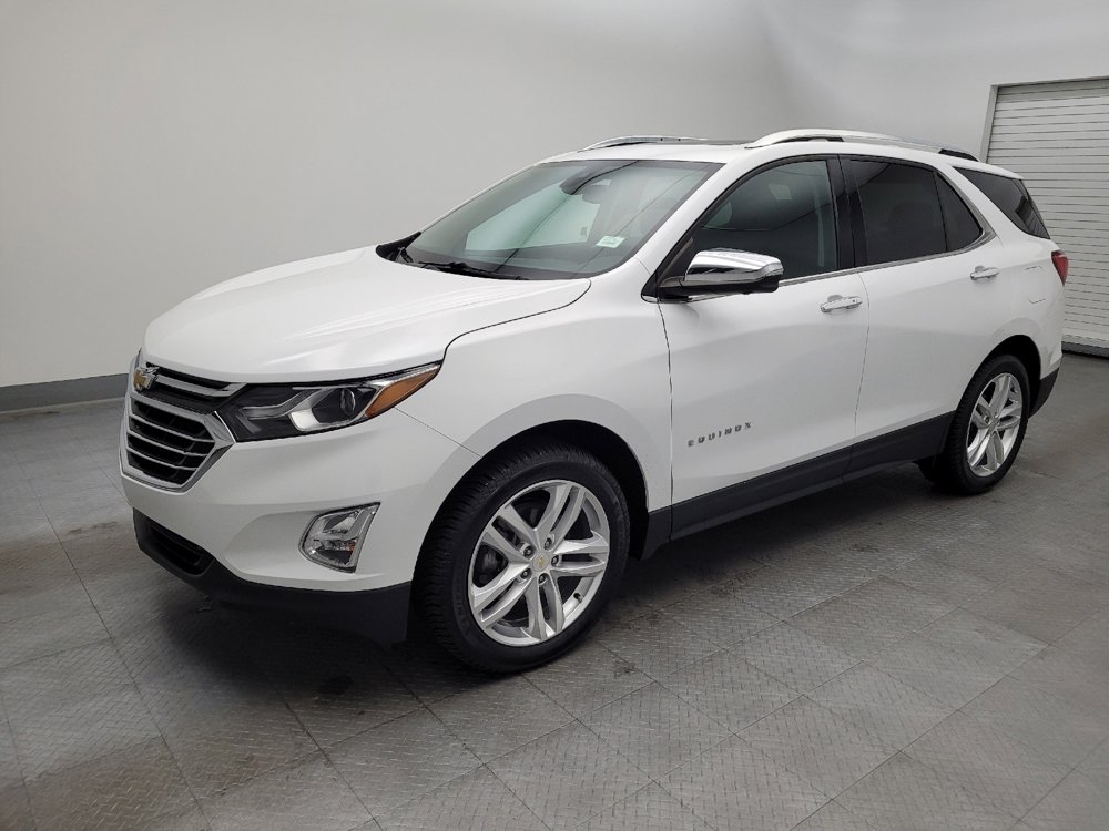 Used 2020 Chevrolet Equinox Premier image 2