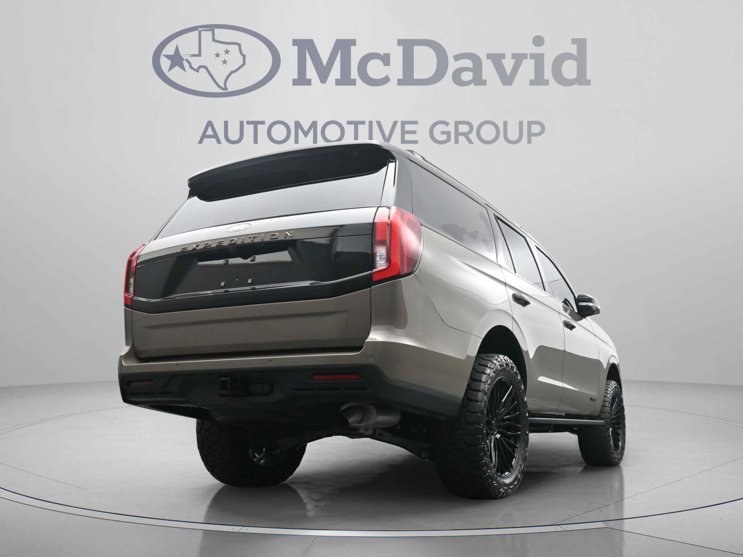 Used 2027 Ford Expedition Tremor w/ Driver's Package AWD/4WD image 32