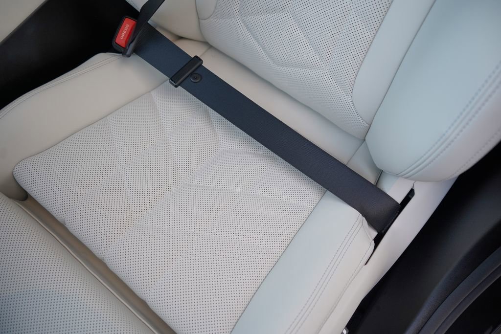 New 2026 BMW i5 eDrive40 w/ M Sport Package image 11