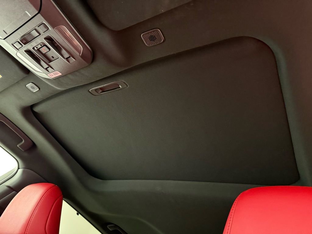 Certified 2025 Toyota Highlander XSE image 21