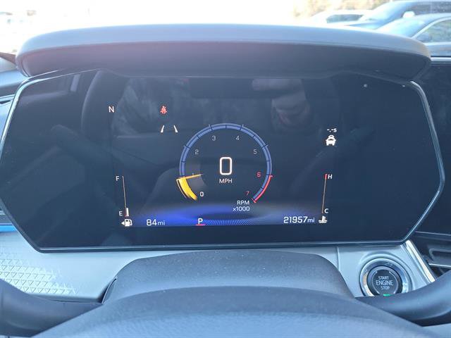 Used 2025 Chevrolet Trax LT image 17