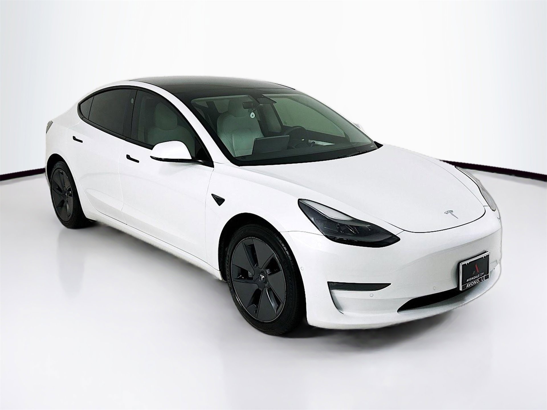 Used 2022 Tesla Model 3 Long Range image 1