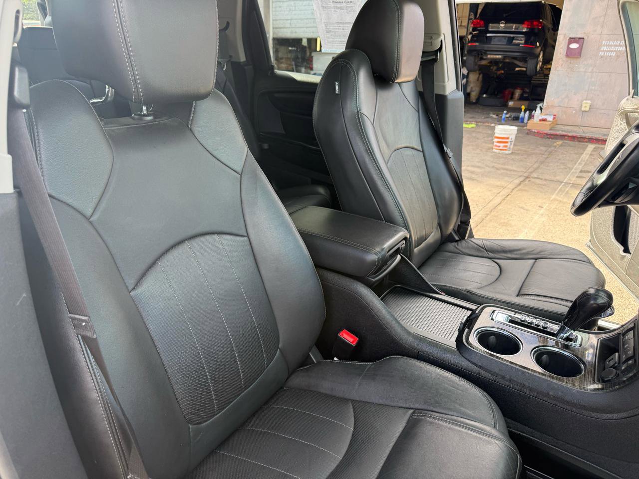 Used 2017 GMC Acadia Limited SLT AWD/4WD image 55