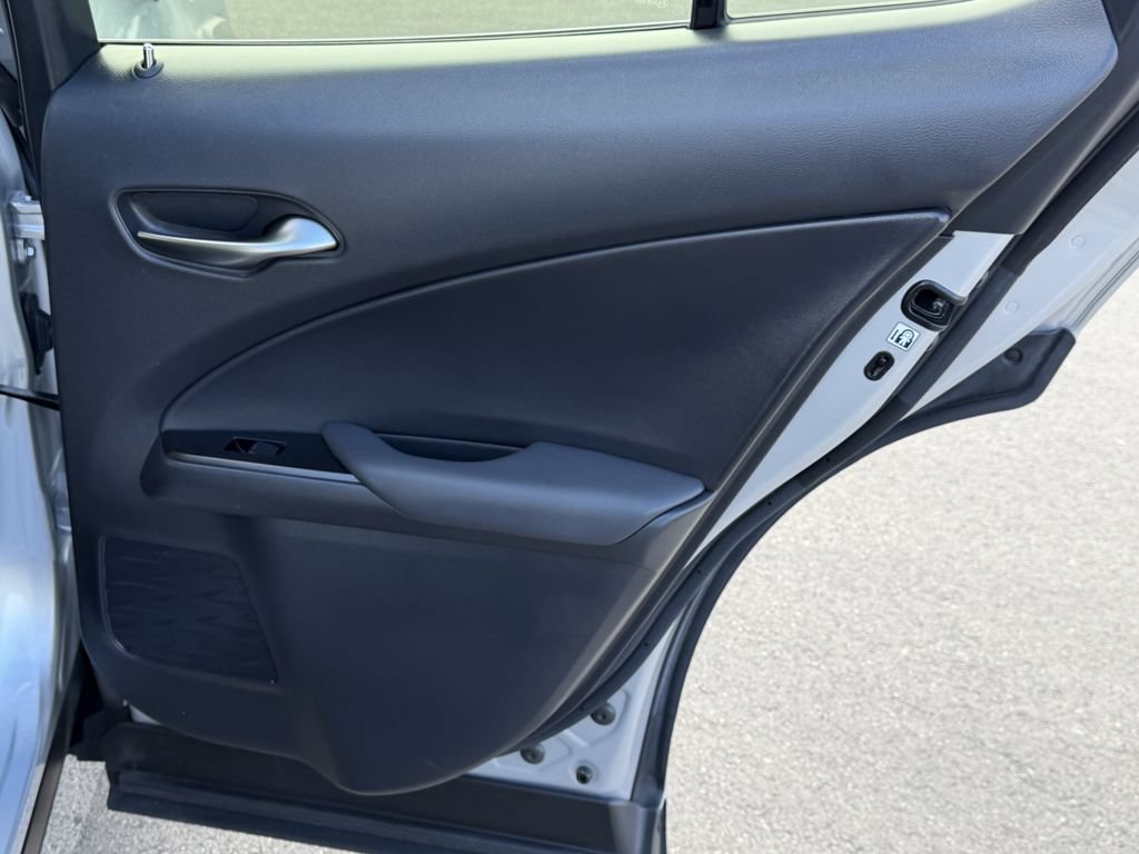 Used 2019 Lexus UX 250h w/ Premium Package AWD/4WD image 17
