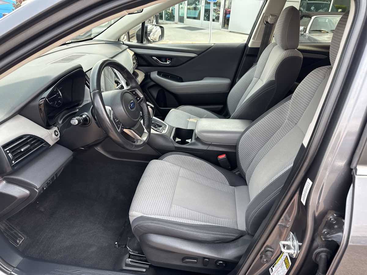 Used 2022 Subaru Outback Premium AWD/4WD image 11