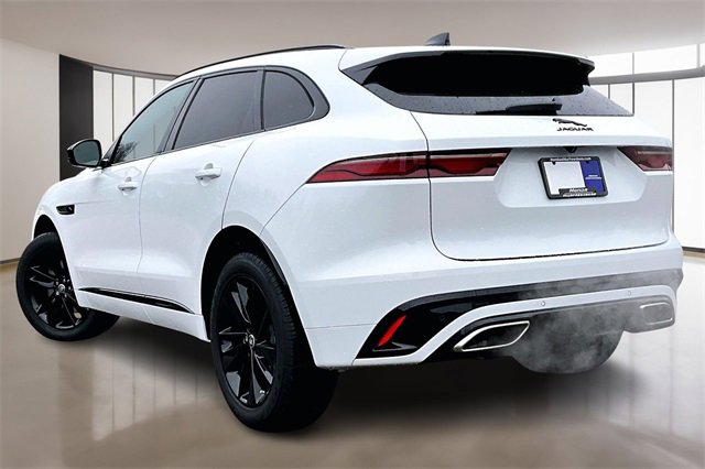 Used 2025 Jaguar F-PACE R-Dynamic S image 4