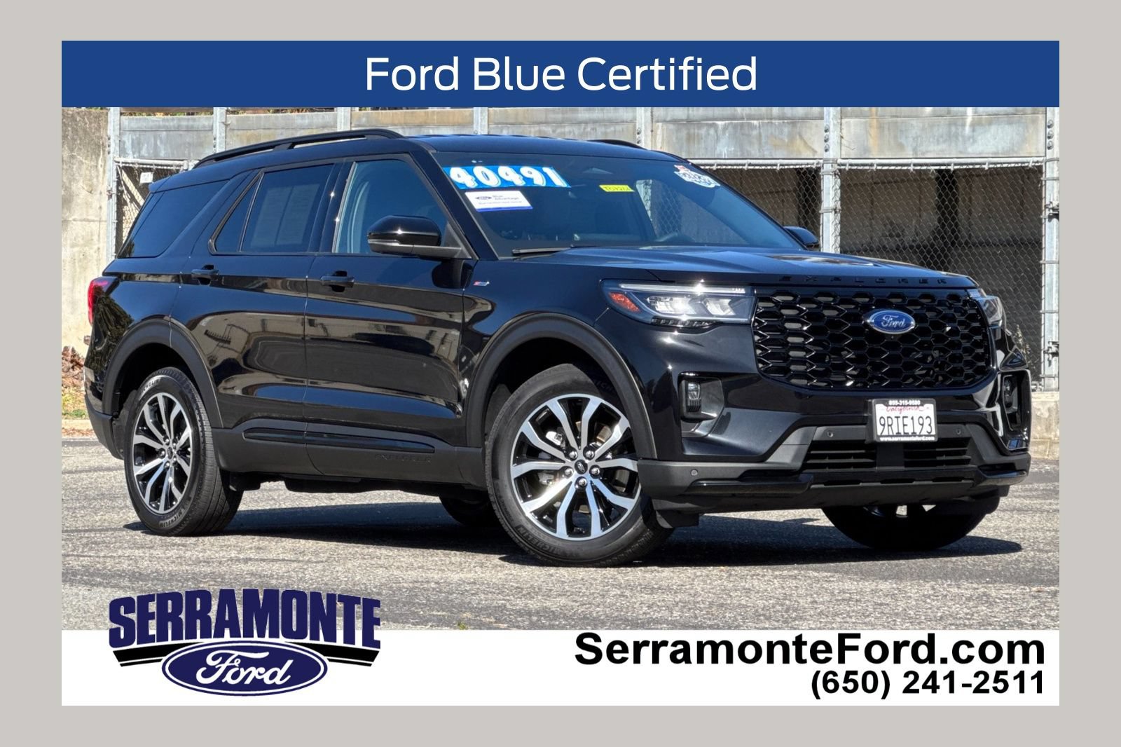 Certified 2025 Ford Explorer ST-Line AWD/4WD image 1