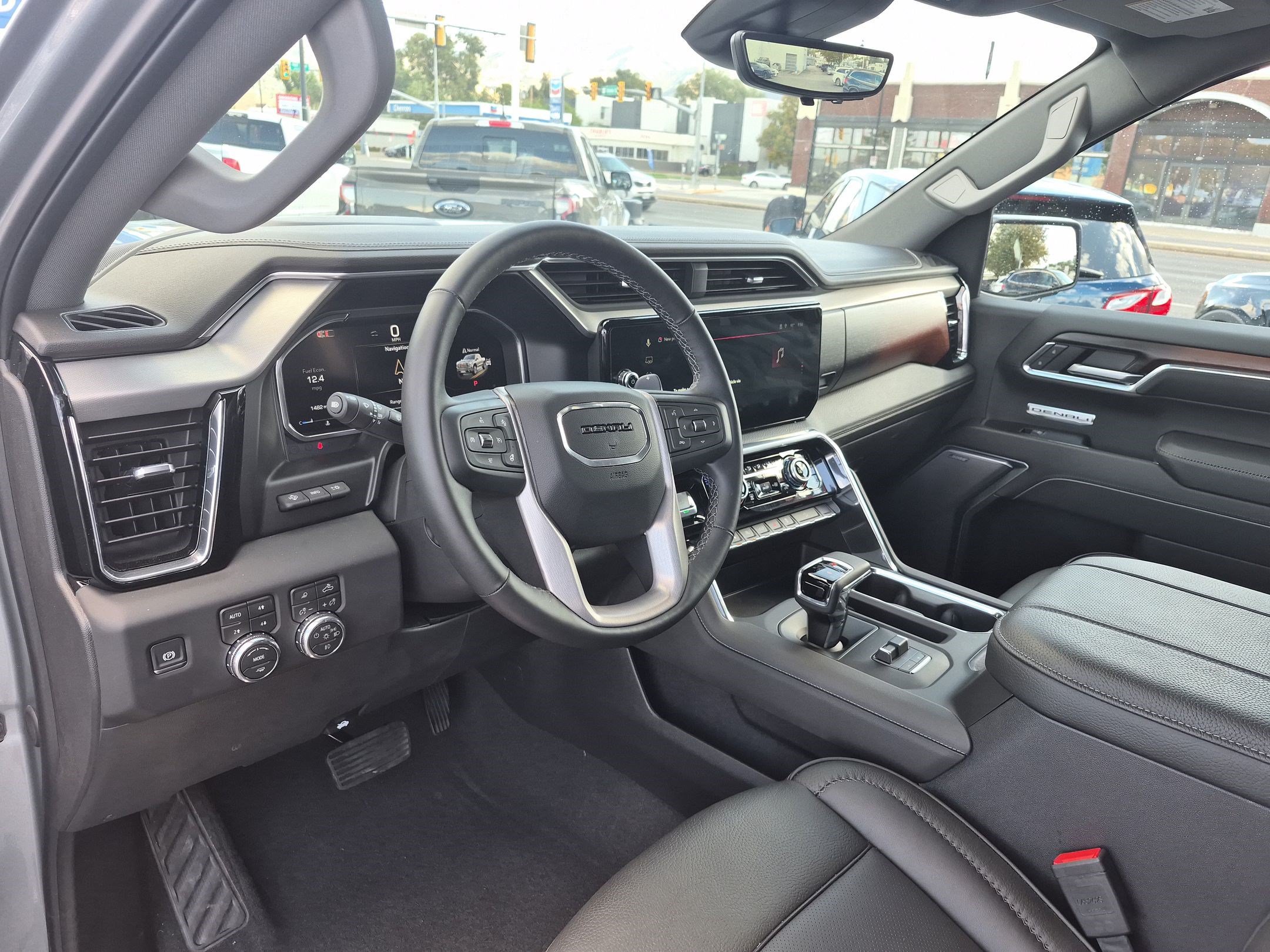 Used 2026 GMC Sierra 1500 Denali w/ Denali Reserve Package AWD/4WD image 16