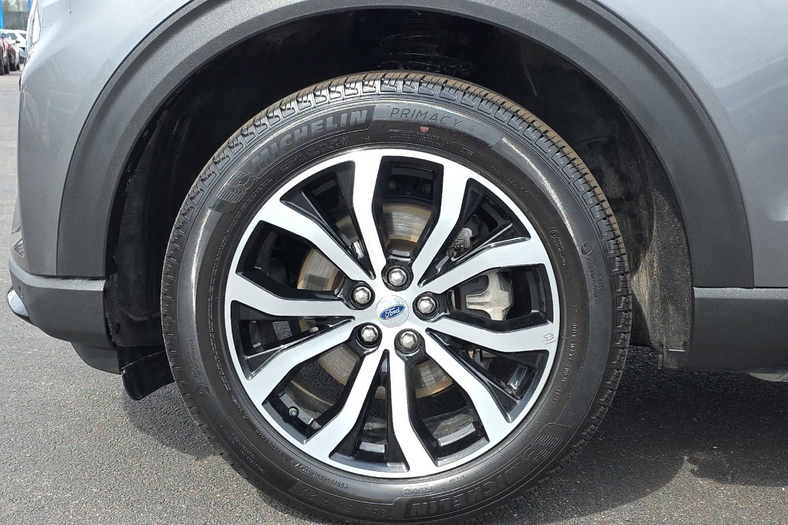 Used 2025 Ford Explorer ST-Line image 27