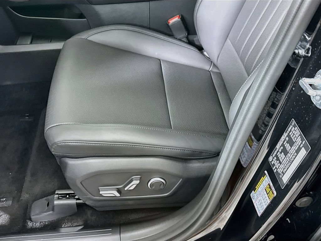 Used 2026 Hyundai Santa Fe SEL AWD/4WD image 24