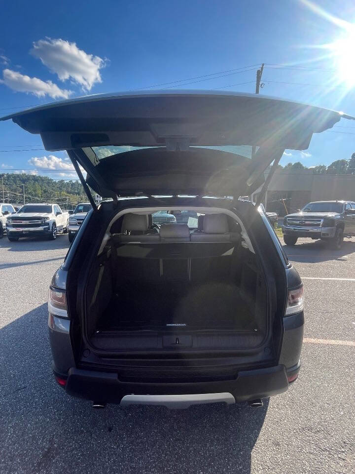 Used 2014 Land Rover Range Rover Sport HSE image 19